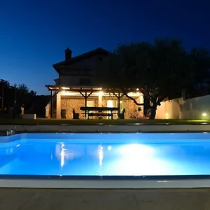  Ferienhaus Solymar