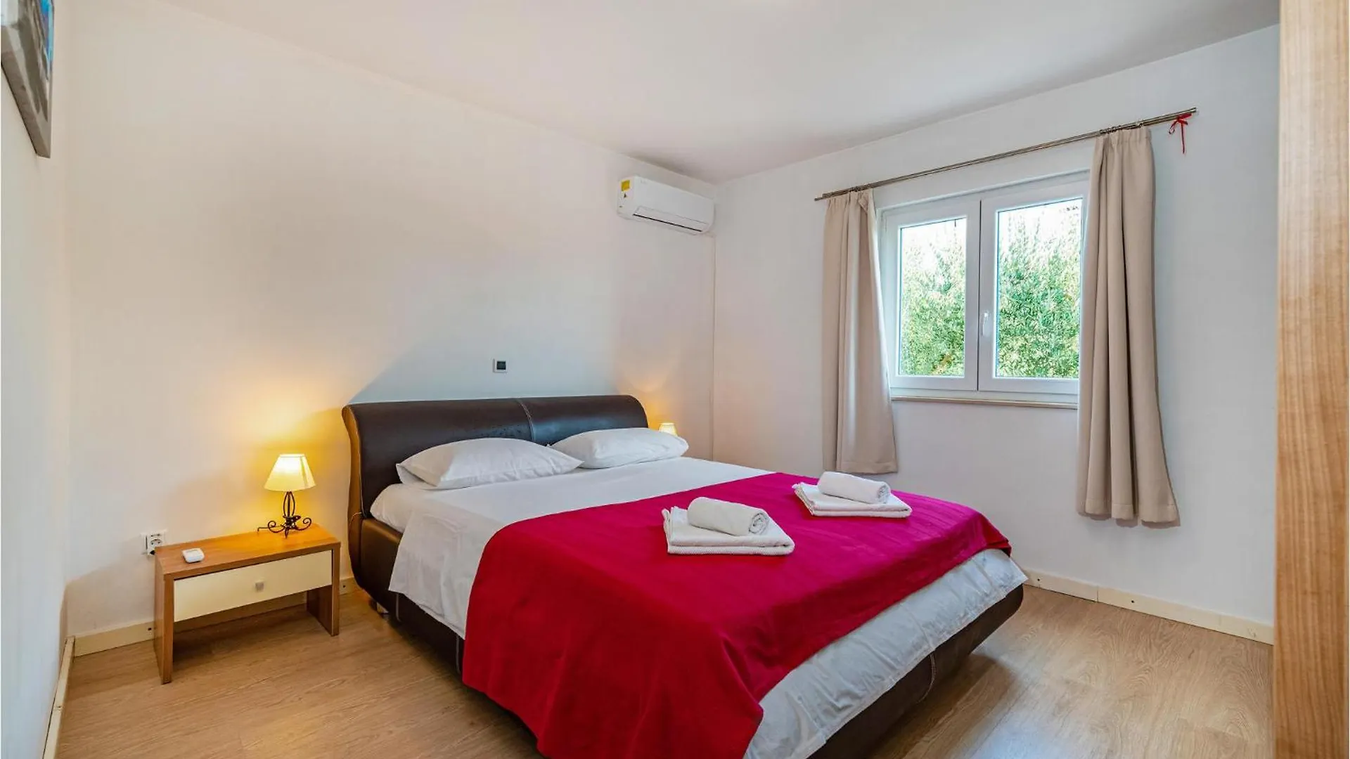 Holiday home Beautiful Home In Posedarje With Wifi