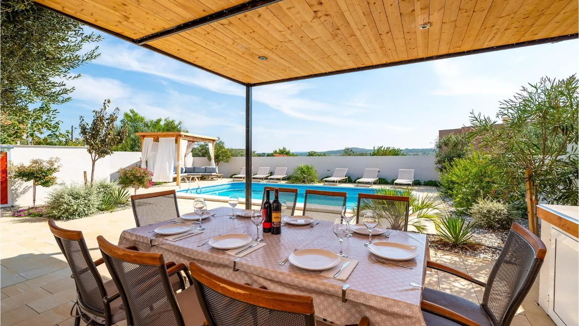Beautiful Home In Posedarje With Wifi Holiday home