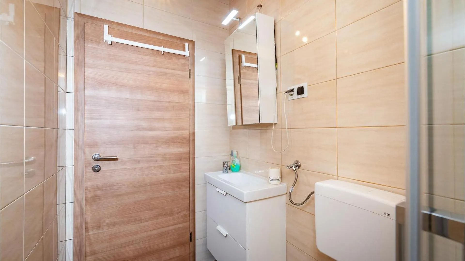 Beautiful Home In Posedarje With Wifi Holiday home